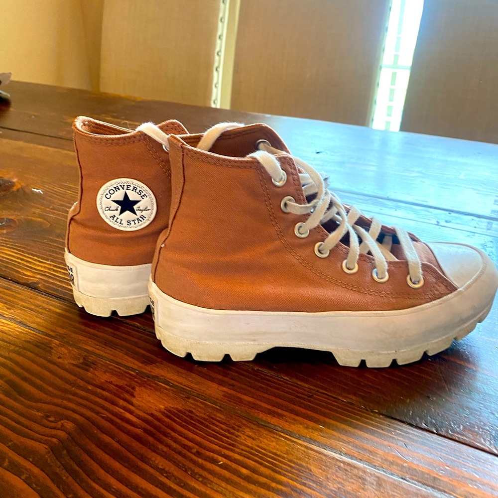 Platform camel converse chuck taylor all star sneakers women’s size 6 GUC